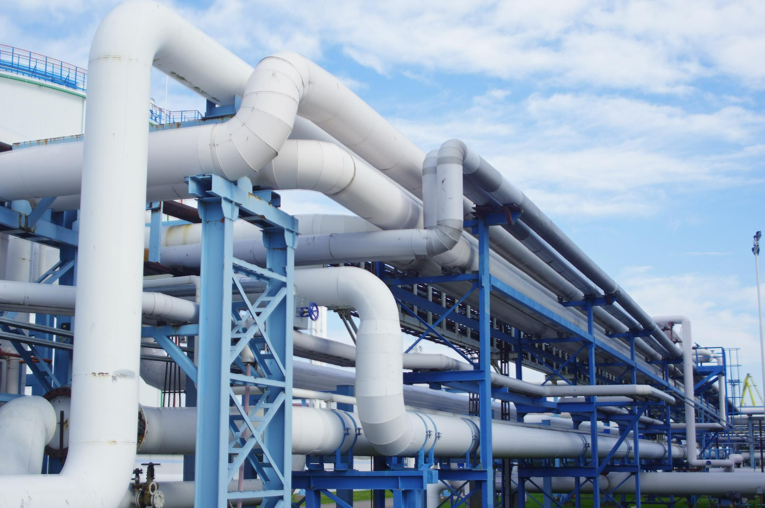 Refinery Pipe Rack & Skid Assembly
